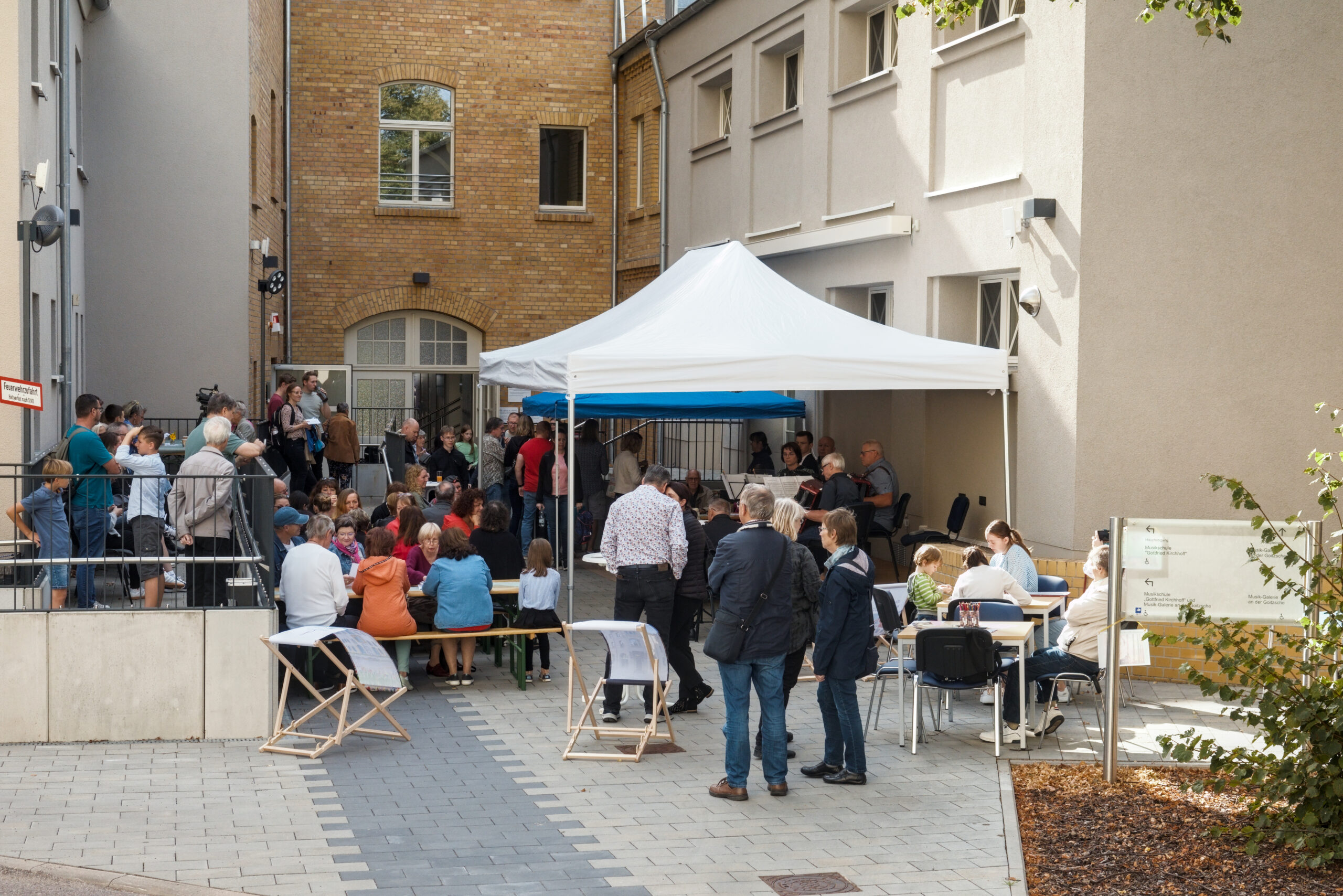 Tag der offe­nen Tür mit Som­mer­fest